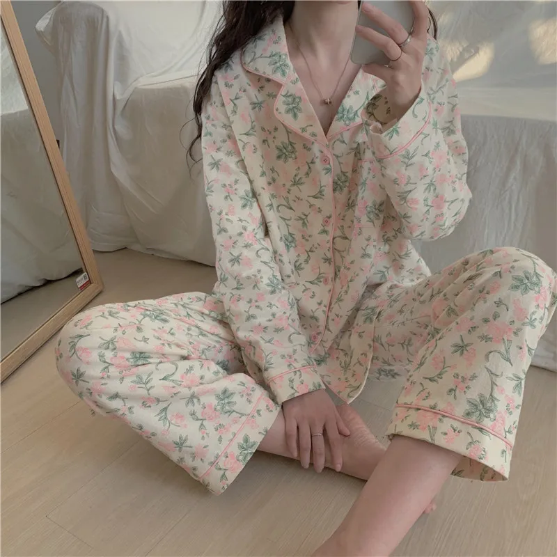 Geltonos Spalvos Gėlių Spausdinti Namo Kostiumas Moterims Pavasario Rožinė Pižama Nustatyti Saldus Sleepwear Minkštas Vieną Krūtinėmis Kawaii Korėjos Namuose Drabužiai